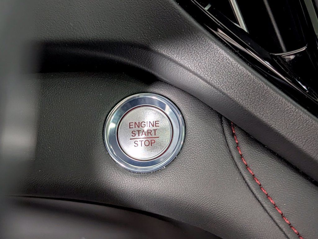Used 2023 Acura RDX w/ Advance Package FWD image 34