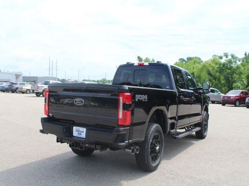New 2026 Ford F250 Lariat w/ Black Appearance Package AWD/4WD image 13