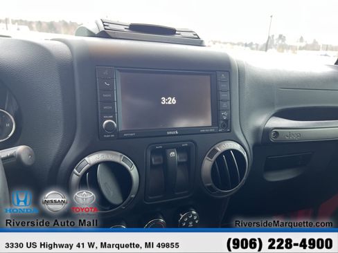 Used 2017 Jeep Wrangler Freedom Edition image 17