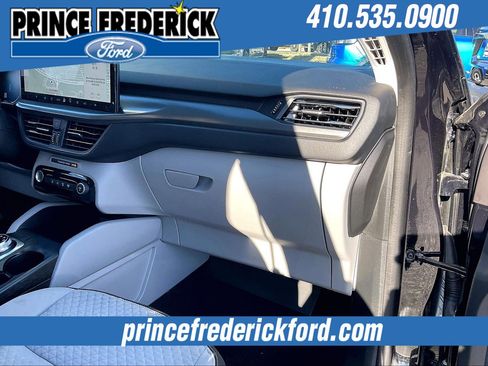 Used 2023 Ford Escape Active w/ Tech Pack #1 image 15