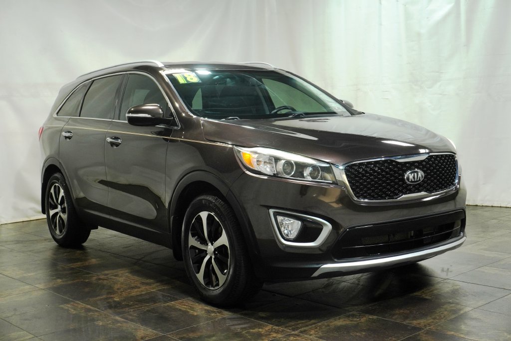 Used 2018 Kia Sorento EX FWD image 1