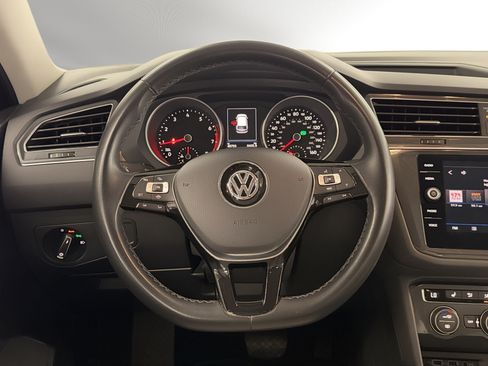 Used 2019 Volkswagen Tiguan SE FWD image 20