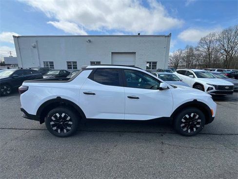 New 2025 Hyundai Santa Cruz SEL image 2