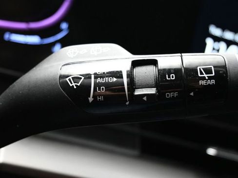 Used 2023 Kia Sportage EX image 29