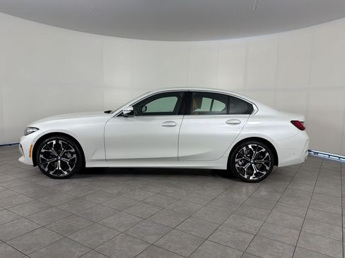 Used 2026 BMW 330i Sedan RWD image 2
