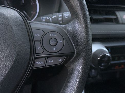 Used 2025 Toyota RAV4 XLE w/ Convenience Package FWD image 25