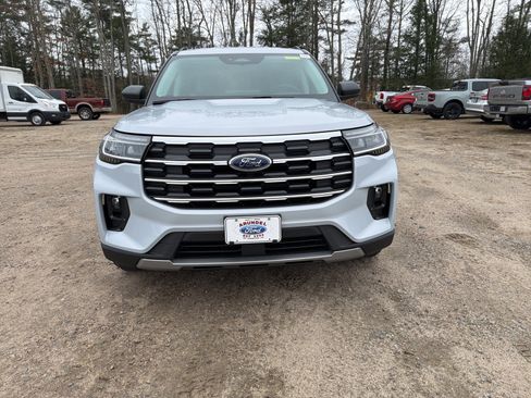 New 2026 Ford Explorer Active w/ Active Comfort Package image 2