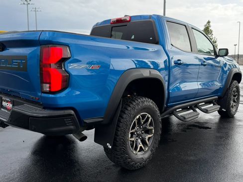 Used 2023 Chevrolet Colorado ZR2 w/ ZR2 Convenience Package III AWD/4WD image 6