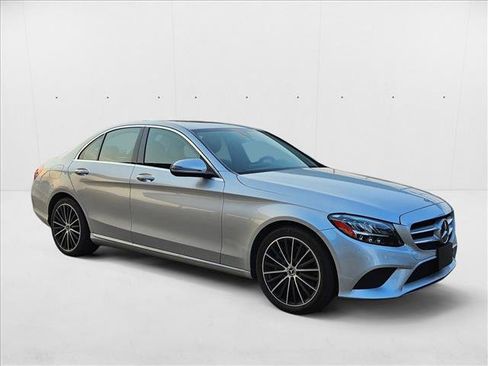 Used 2021 Mercedes-Benz C 300 Sedan image 3