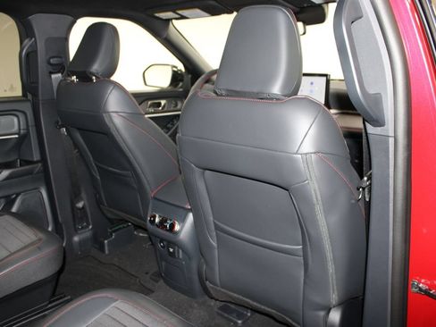 New 2026 Ford Explorer ST-Line w/ ST-Line Street Pack AWD/4WD image 33
