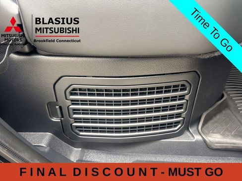 Used 2024 Toyota Tundra Platinum AWD/4WD image 46