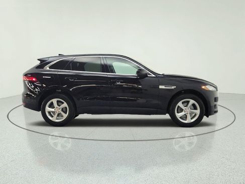 Used 2019 Jaguar F-PACE Premium AWD/4WD image 4