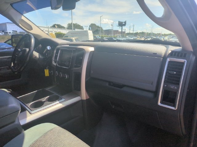 Used 2015 RAM 2500 SLT w/ Luxury Group AWD/4WD image 33