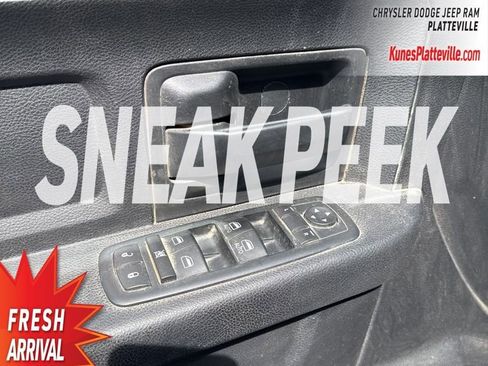 Used 2015 RAM 3500 Tradesman w/ Chrome Appearance Group image 13