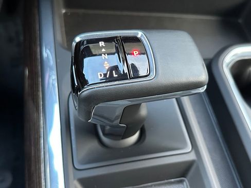 Used 2025 GMC Sierra 1500 Elevation w/ Elevation Premium Package image 30