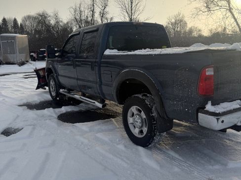 Used 2016 Ford F250 XLT w/ XLT Value Package image 4