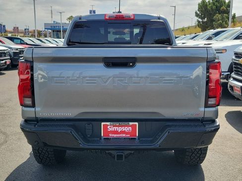 New 2026 Chevrolet Colorado ZR2 w/ Technology Package AWD/4WD image 23