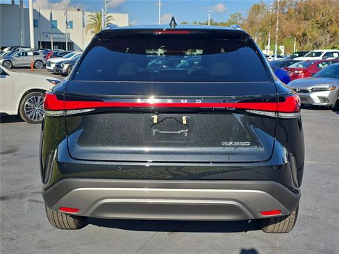 Used 2023 Lexus RX 350 Premium image 3