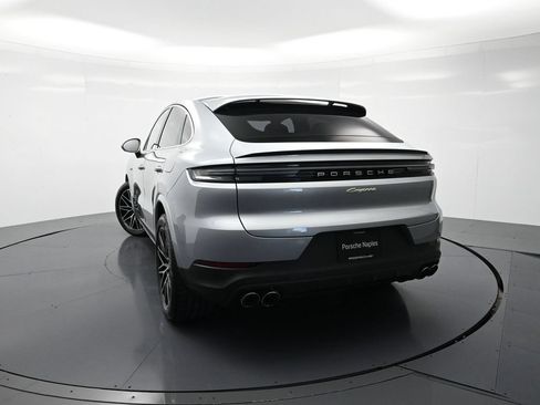 Certified 2026 Porsche Cayenne E-Hybrid Coupe AWD/4WD image 24