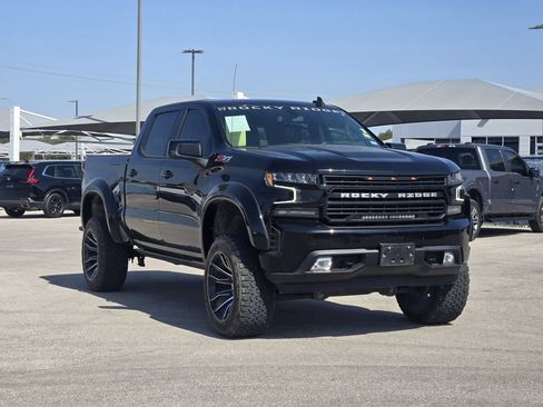 Used 2021 Chevrolet Silverado 1500 RST w/ All Star Edition Plus AWD/4WD image 2