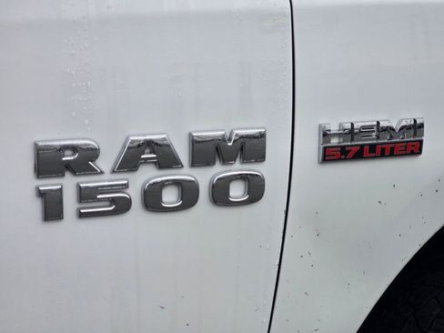 Used 2014 RAM 1500 Express image 31