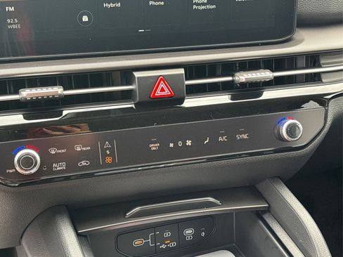 New 2026 Kia Sportage EX w/ EX Panoramic Sunroof Package image 24