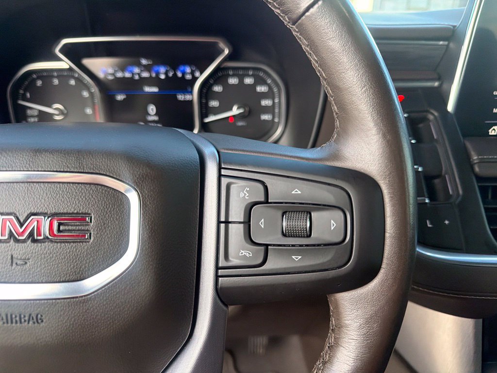 Used 2021 GMC Yukon SLT w/ SLT Luxury Plus Package RWD image 31