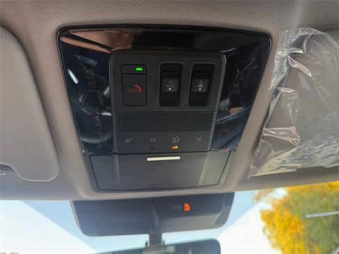 New 2026 Mitsubishi Outlander SE image 24