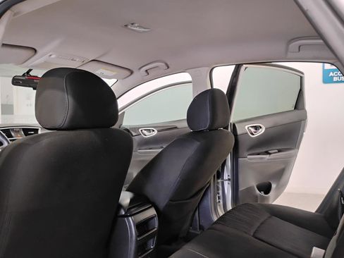 Used 2019 Nissan Sentra SV FWD image 55