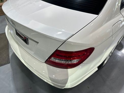 Used 2014 Mercedes-Benz C 250 Sedan image 27