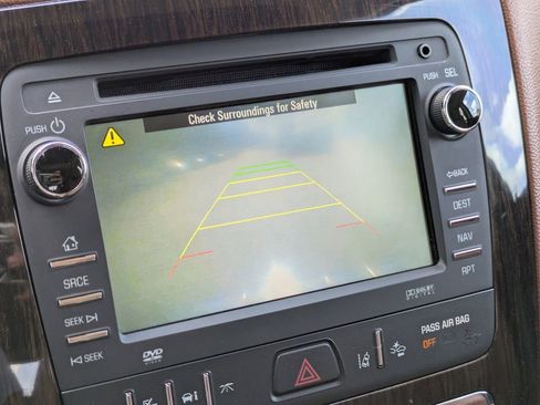 Used 2015 Chevrolet Traverse LTZ image 23