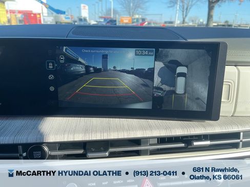 Used 2025 Hyundai Santa Fe Calligraphy AWD/4WD image 8
