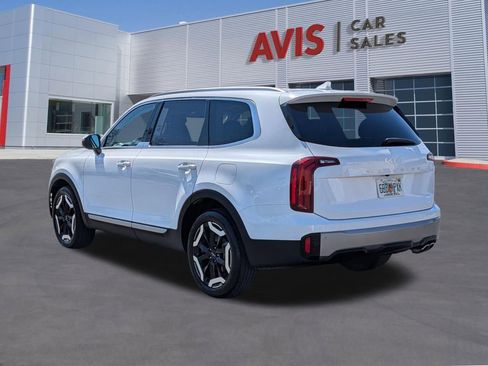 Used 2025 Kia Telluride S image 9