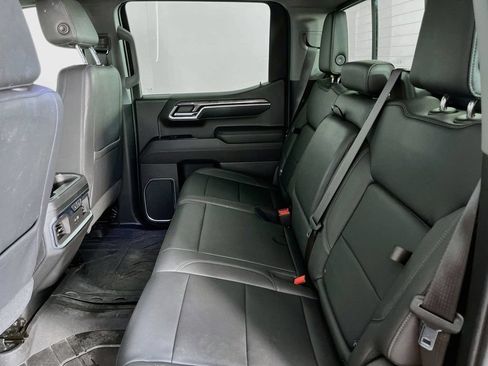 Used 2023 Chevrolet Silverado 1500 LTZ w/ LTZ Premium Package AWD/4WD image 33