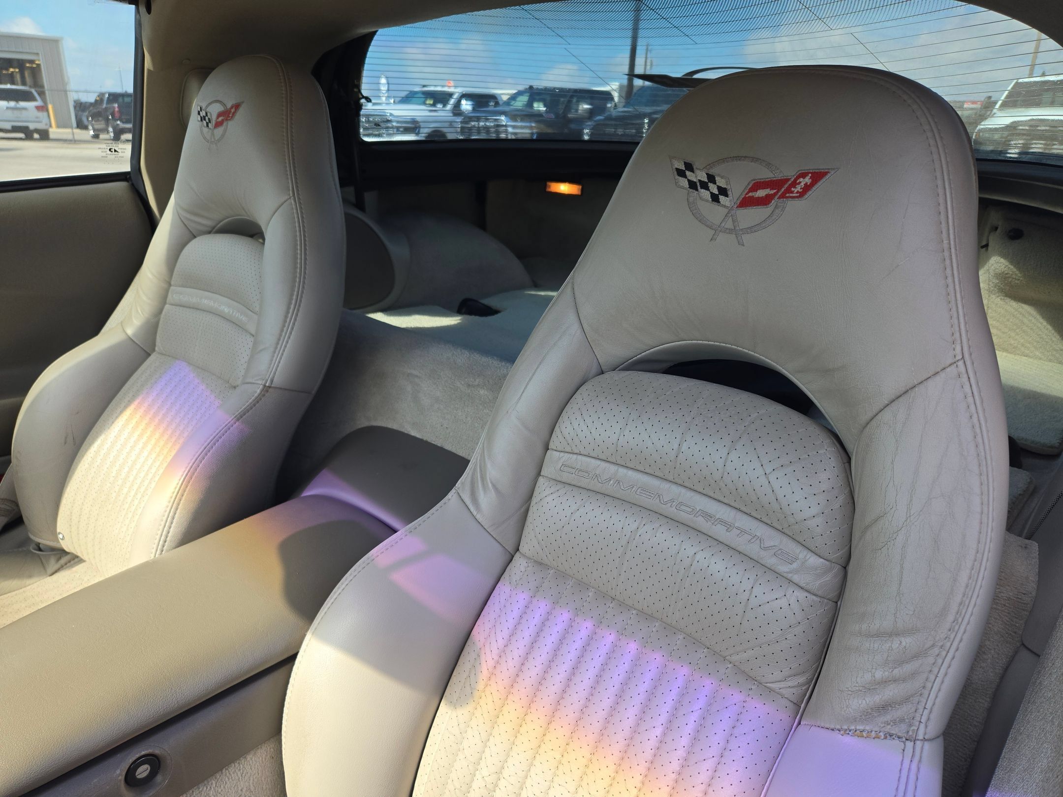 Used 2004 Chevrolet Corvette Coupe w/ Preferred Equipment Group RWD image 9