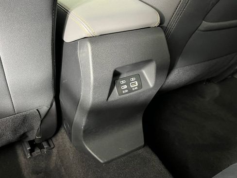 Used 2025 Subaru Crosstrek 2.5i Wilderness w/ Crosstrek Mirror Package image 28