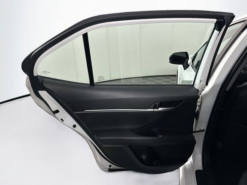 Used 2023 Toyota Camry SE image 24