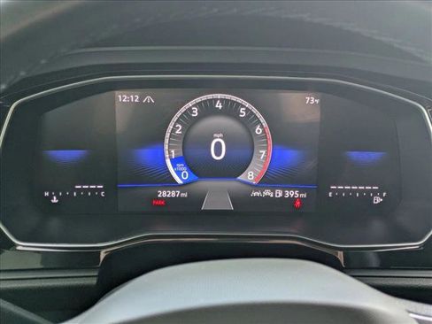 Used 2024 Volkswagen Jetta Sport image 11