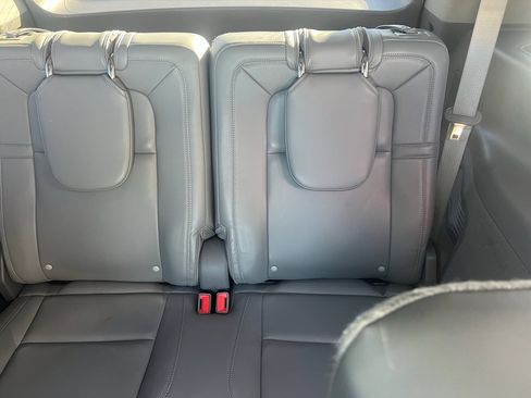 Used 2020 Lincoln Aviator Reserve w/ Equipment Group 201A image 7