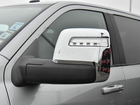 Used 2024 RAM 2500 Laramie image 16