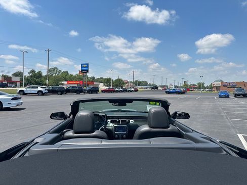 Used 2015 Chevrolet Camaro LT image 12