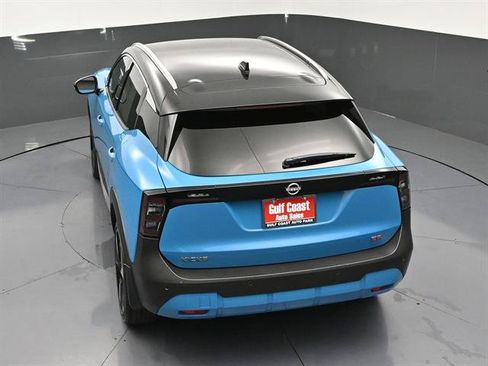 Certified 2025 Nissan Kicks SR FWD image 41