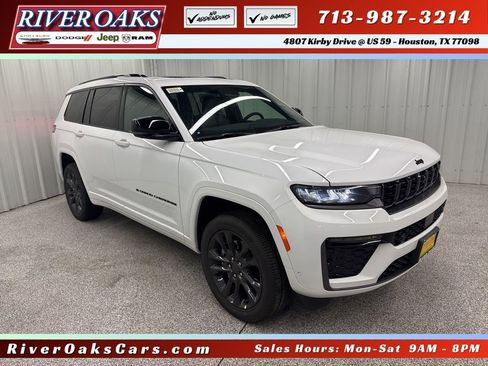 New 2026 Jeep Grand Cherokee L Limited AWD/4WD image 1