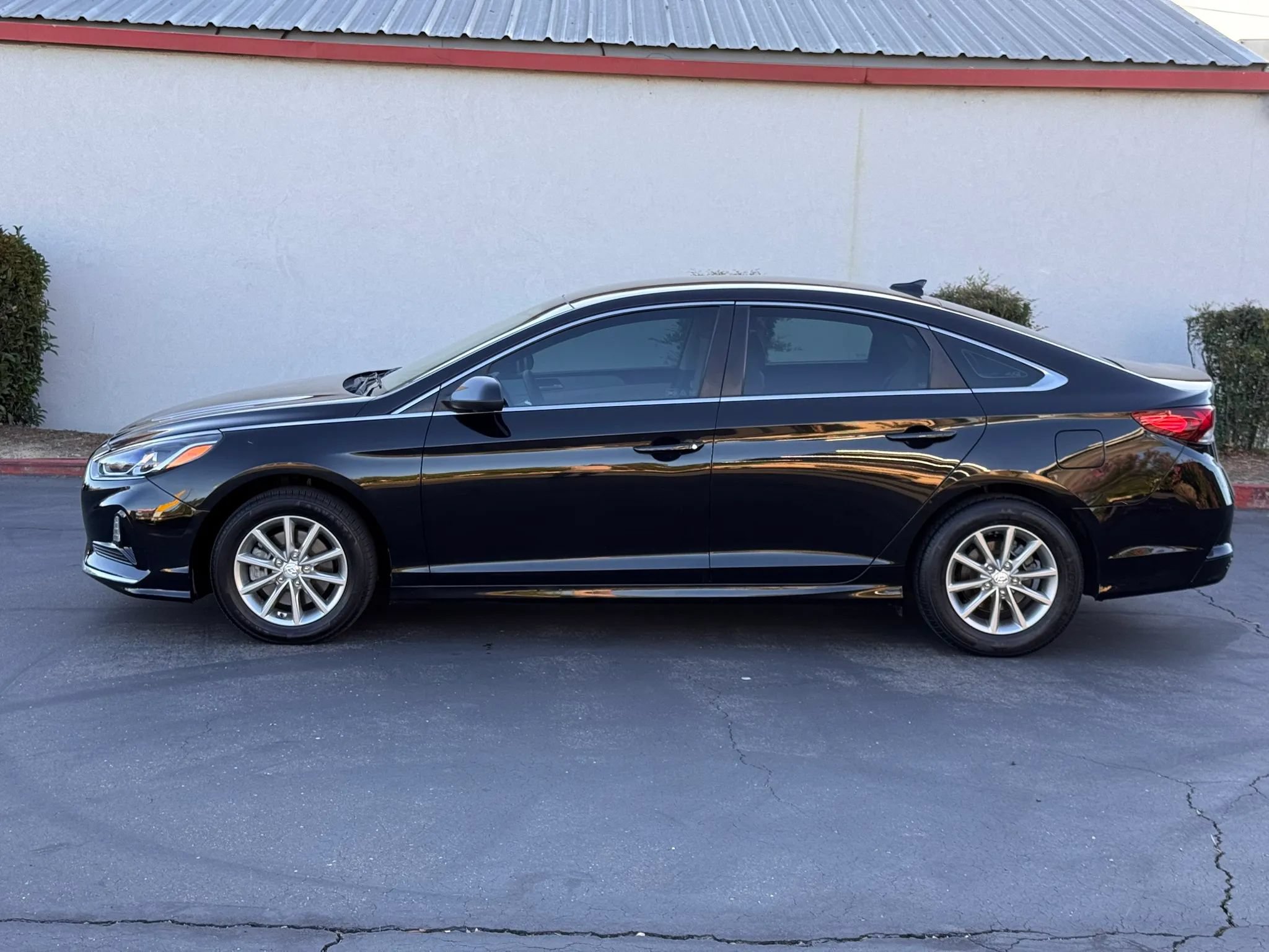 Used 2019 Hyundai Sonata SE FWD image 3