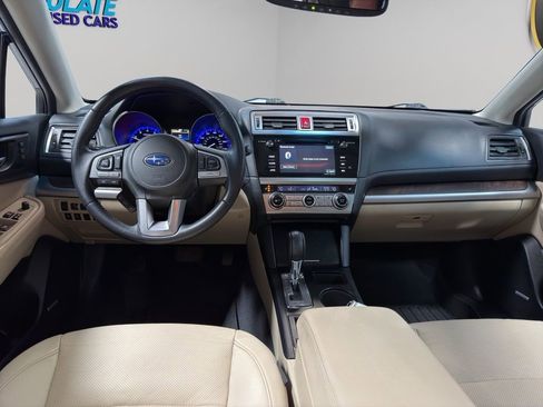 Used 2017 Subaru Outback 2.5i Limited image 12