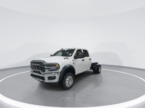 New 2026 RAM 4500 Tradesman w/ Chrome Appearance Group AWD/4WD image 4