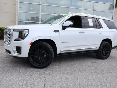 Used 2021 GMC Yukon Denali w/ Denali Premium Package RWD image 1