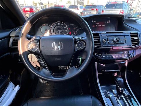 Used 2017 Honda Accord Sport Special Edition image 7