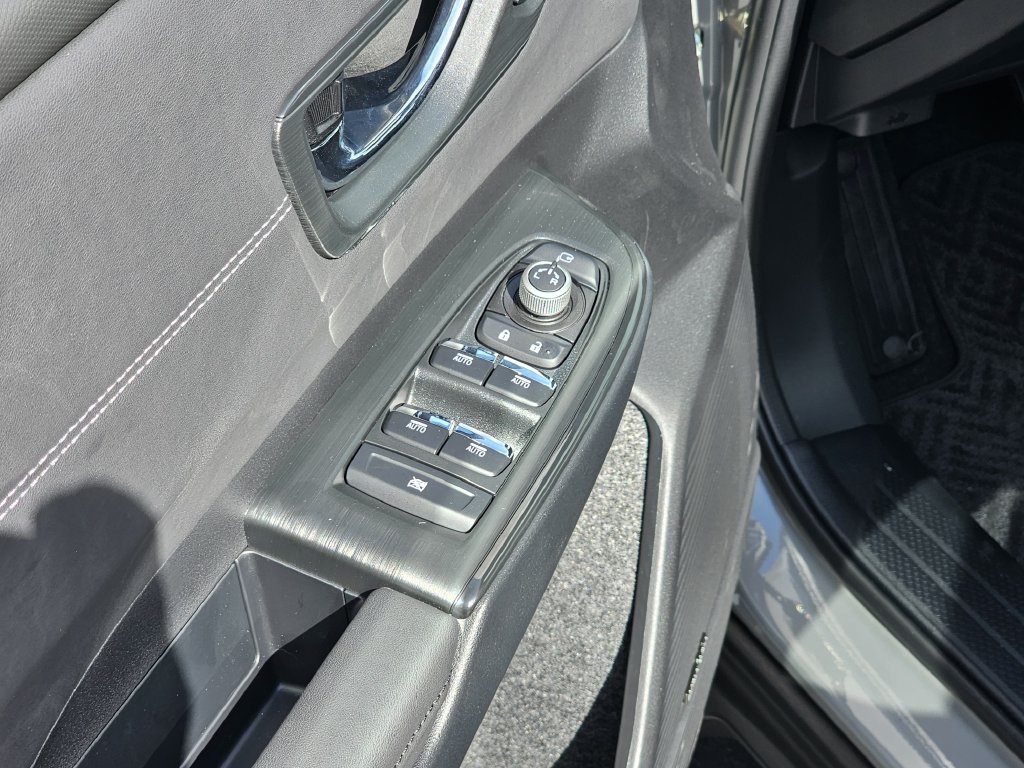 New 2026 Subaru Outback Touring AWD/4WD image 18