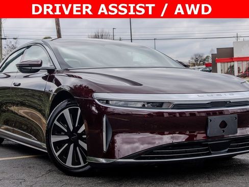 Used 2024 Lucid Air Touring image 3